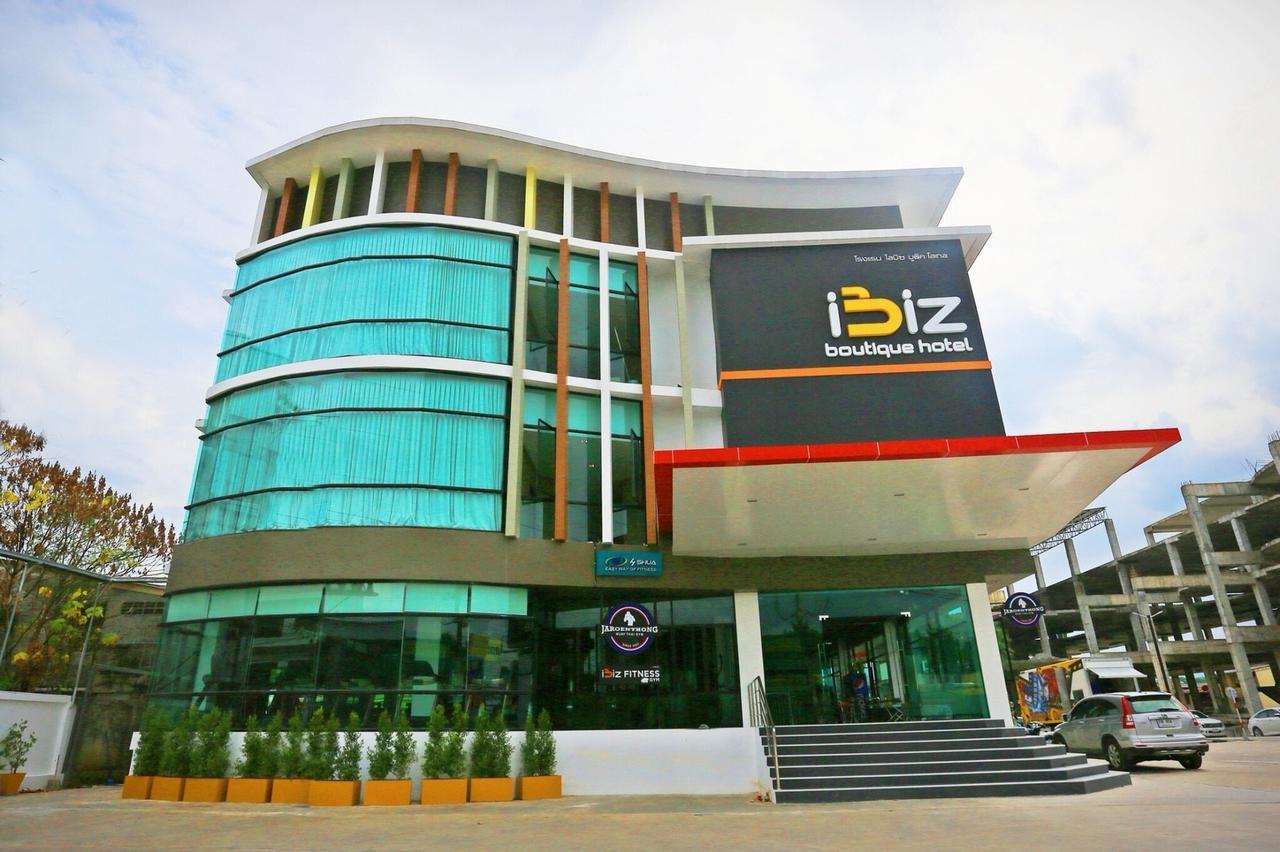 Ibiz Boutique Hotel Накхонсітхаммарат Екстер'єр фото
