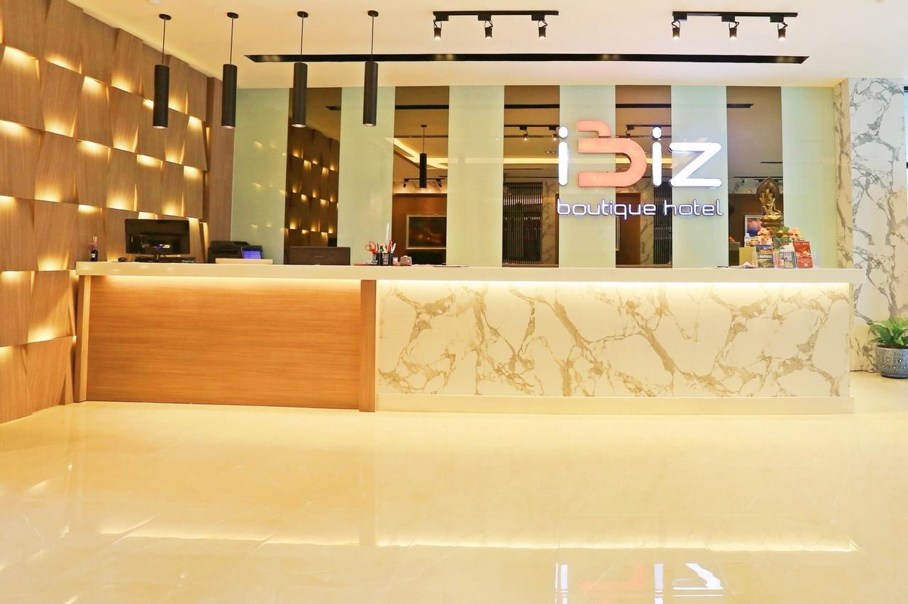 Ibiz Boutique Hotel Накхонсітхаммарат Екстер'єр фото